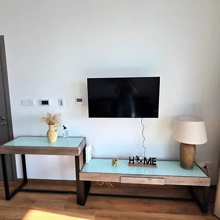 Premium Comfort Living, Elegant 2br Apartmán