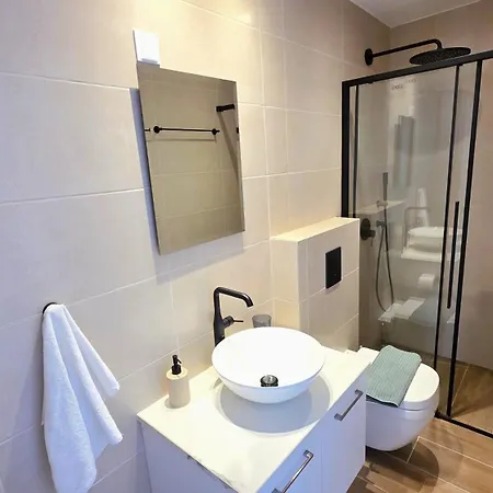 Premium Comfort Living, Elegant 2br Apartament